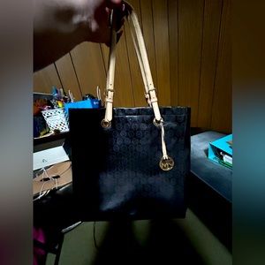Michael Kors tote. No stains or rips.